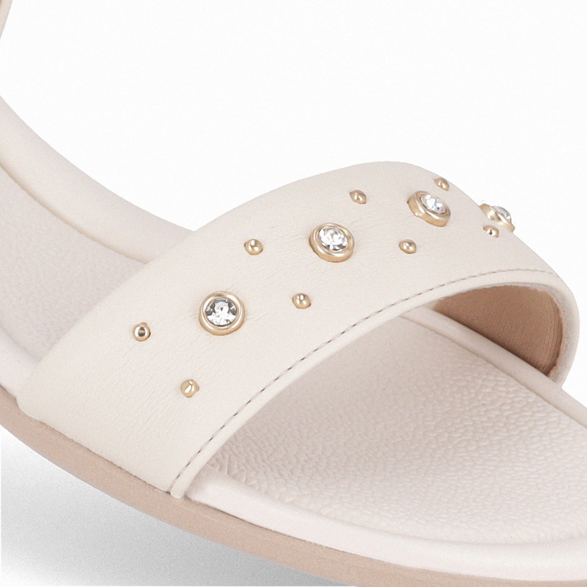 Sandalia Mujer Crema/Strass Taila 68 Piccadilly