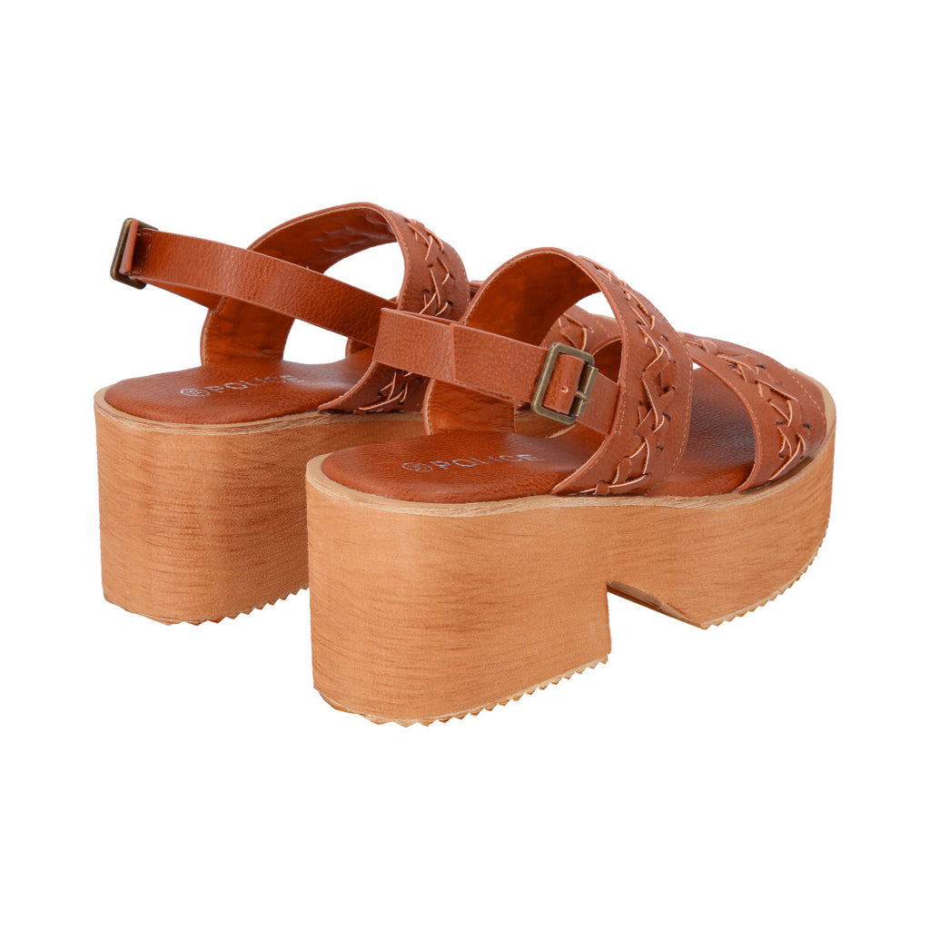 Sandalia Mujer Camel Fini Police