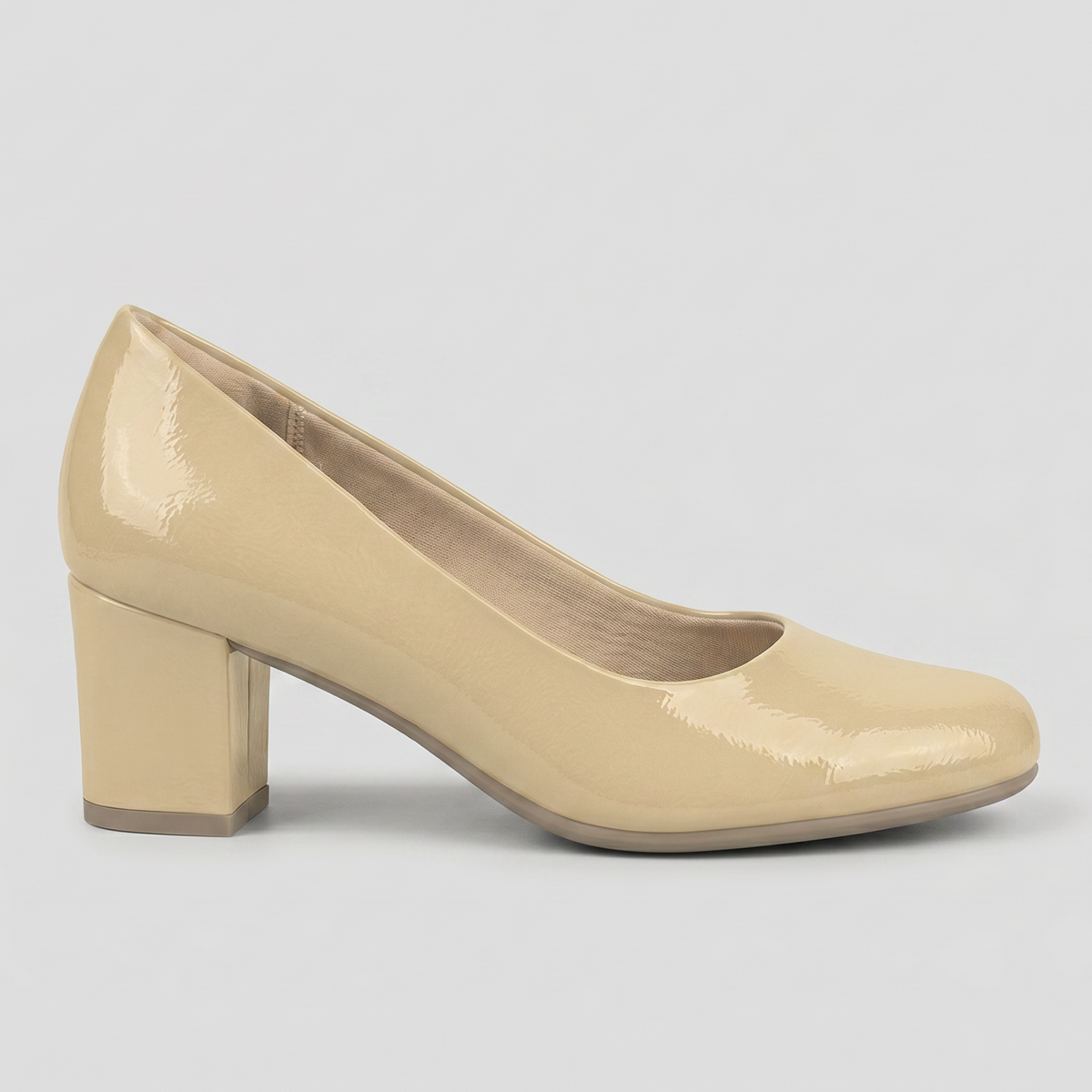 Zapato Mujer Vainilla/Charol Laura Piccadilly