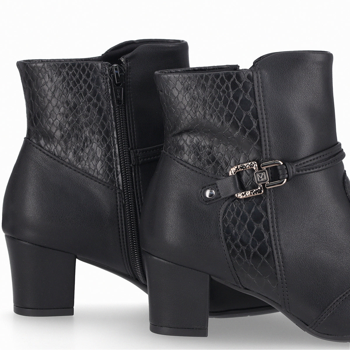 Bota Mujer Negro Laura Piccadilly