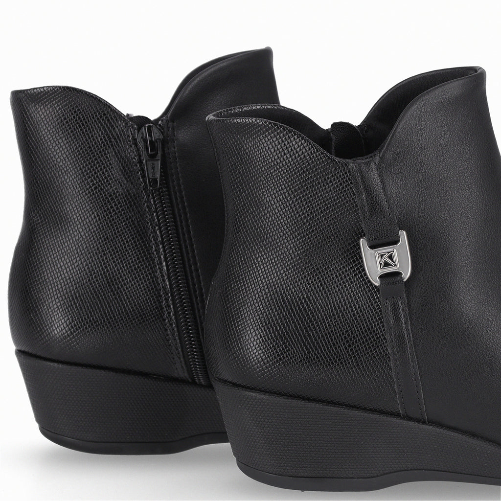 Botin Mujer Negro Ivone Piccadilly
