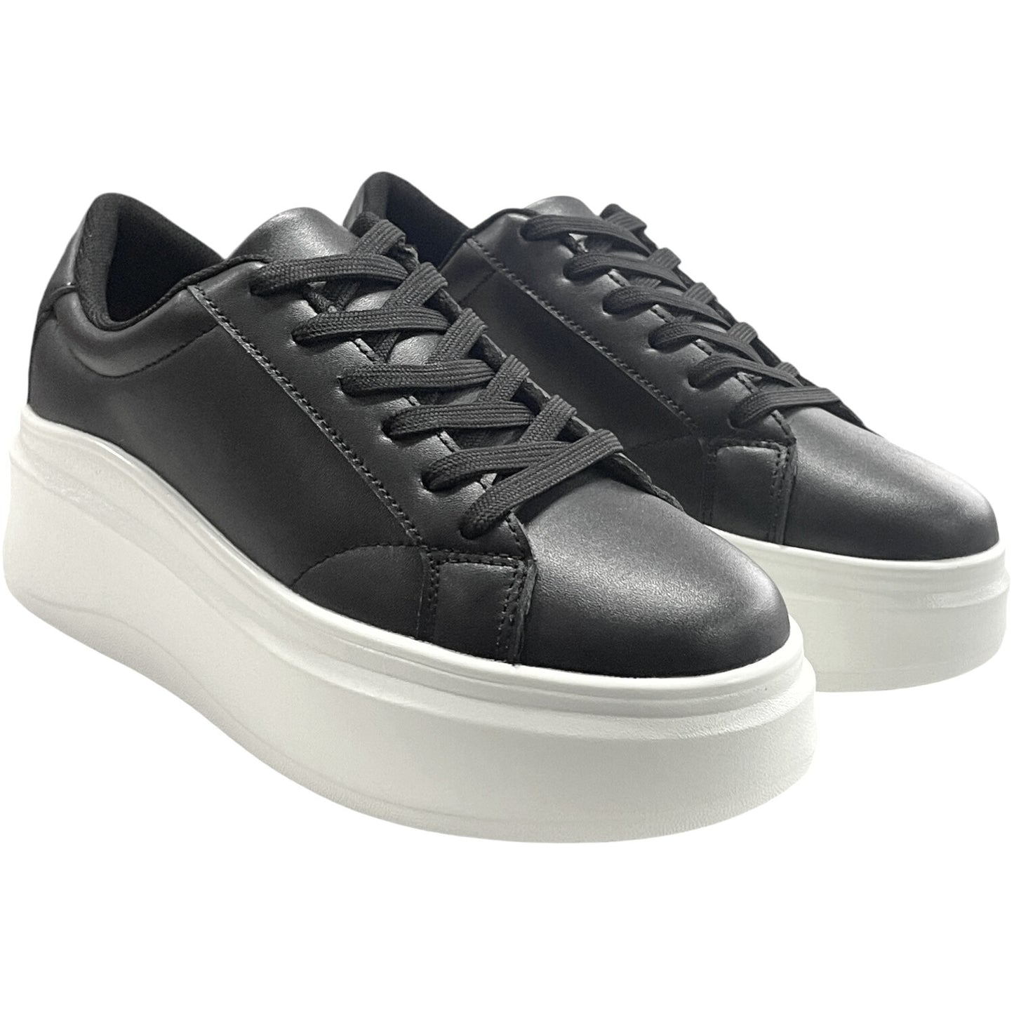 Zapatilla Urbana Mujer Negro Adriana Detogni