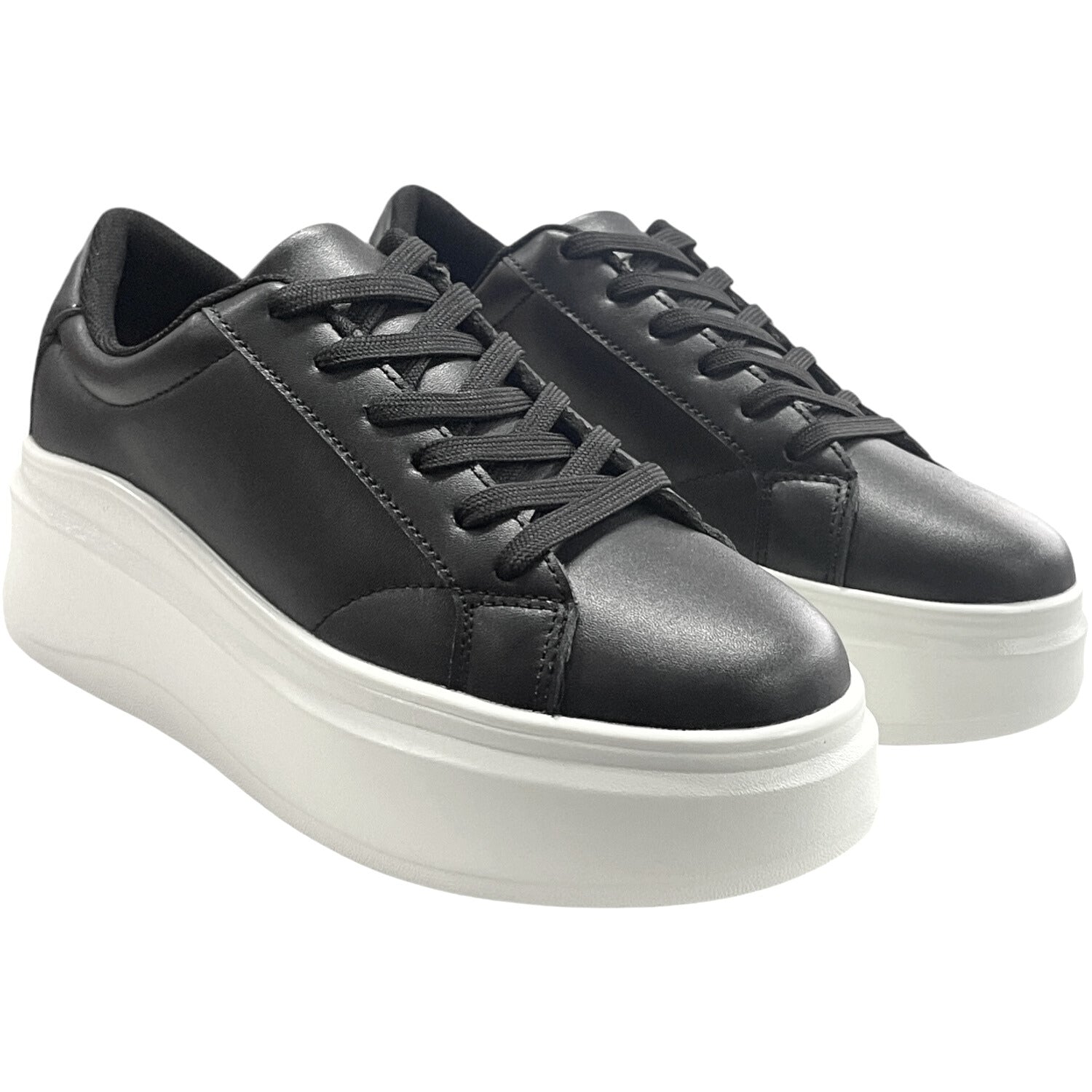 Zapatilla Urbana Mujer Negro Adriana Detogni