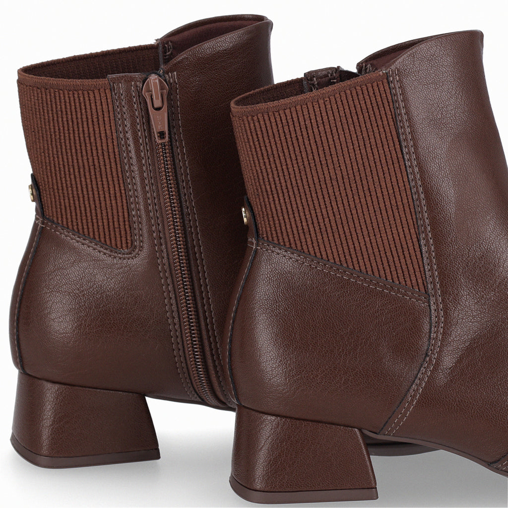Botin Mujer Chocolate Tati Piccadilly