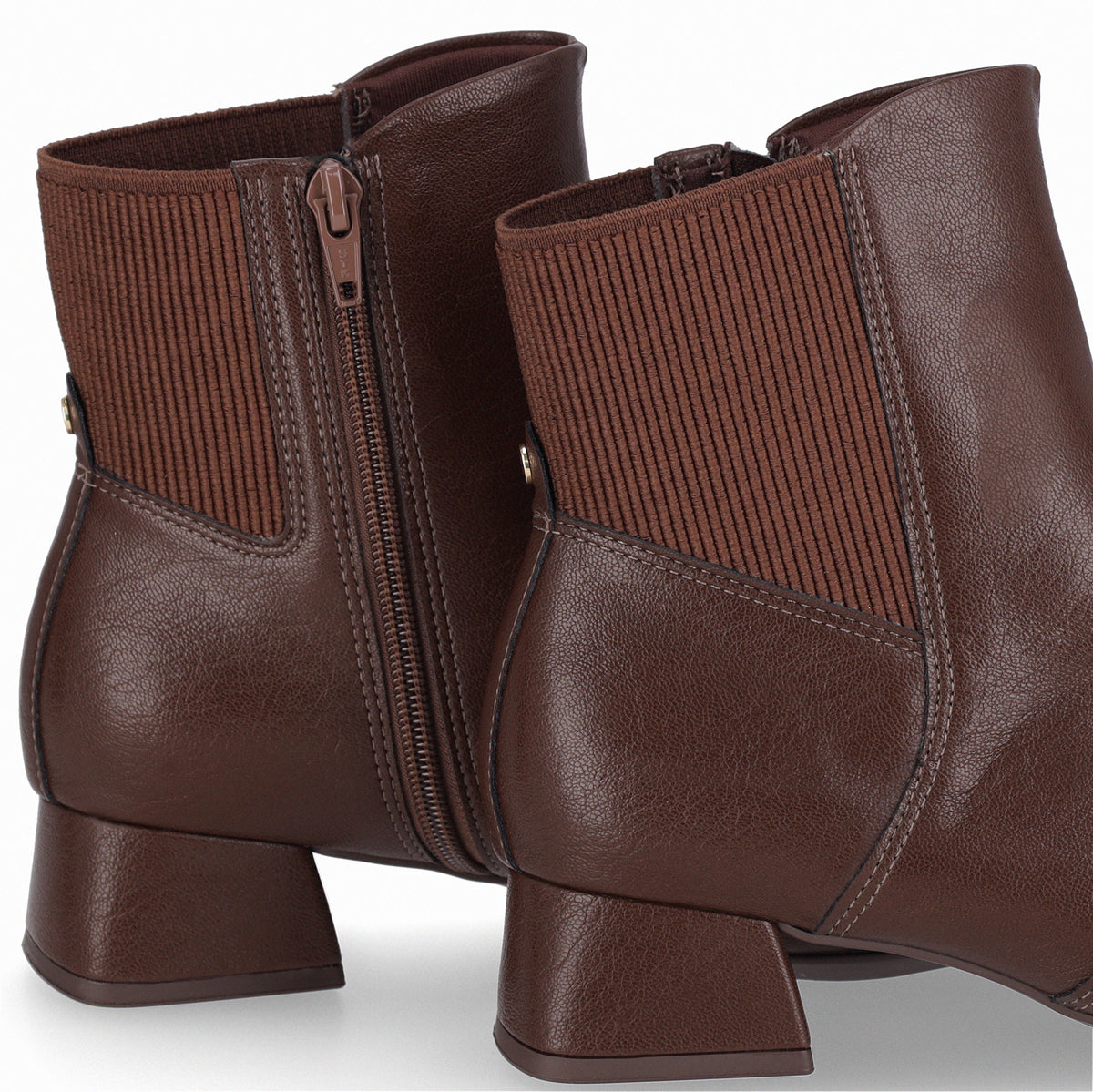 Botin Mujer Chocolate Tati Piccadilly
