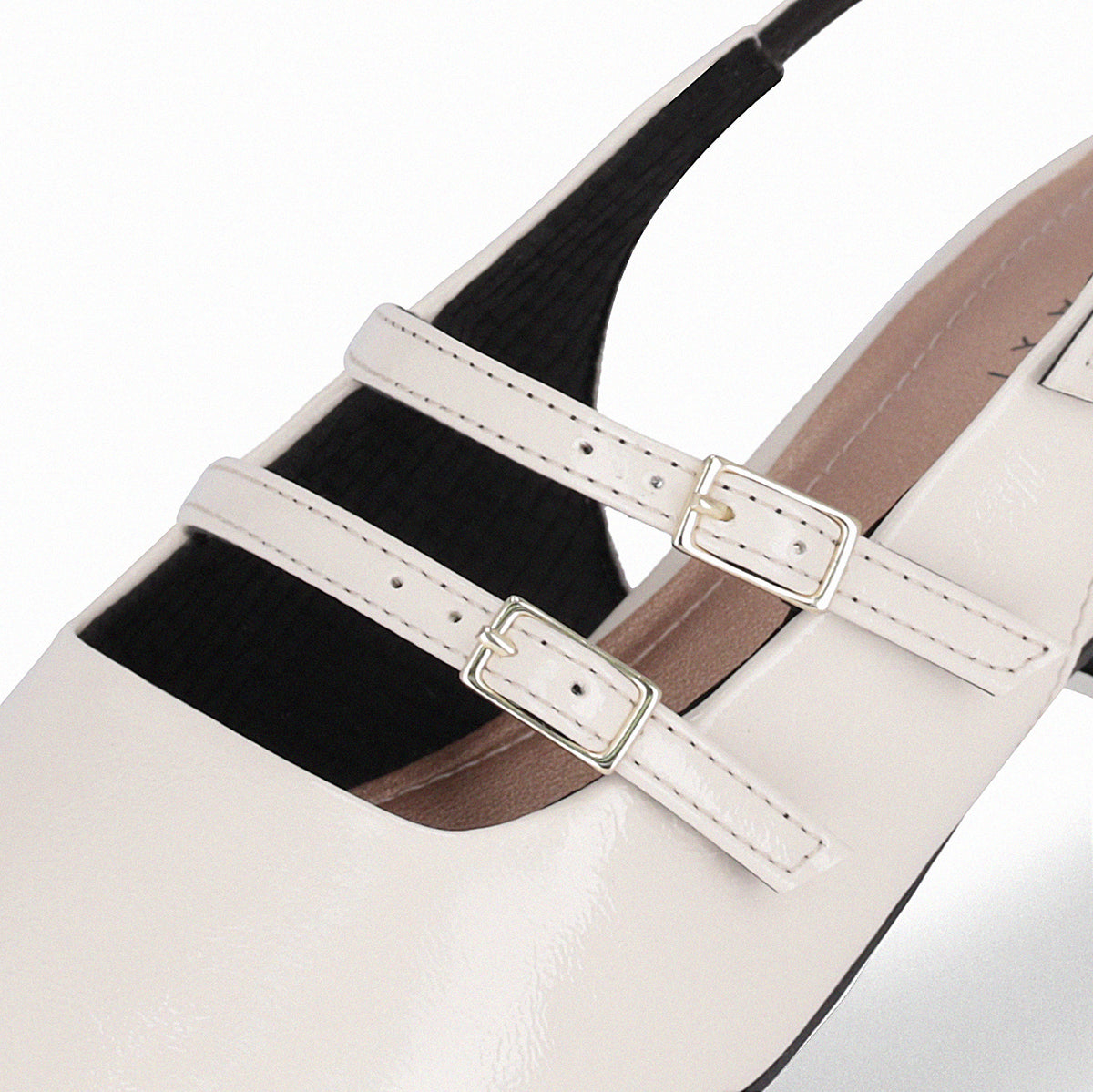 Zapato Silvia Crema/Charol 676 Piccadilly