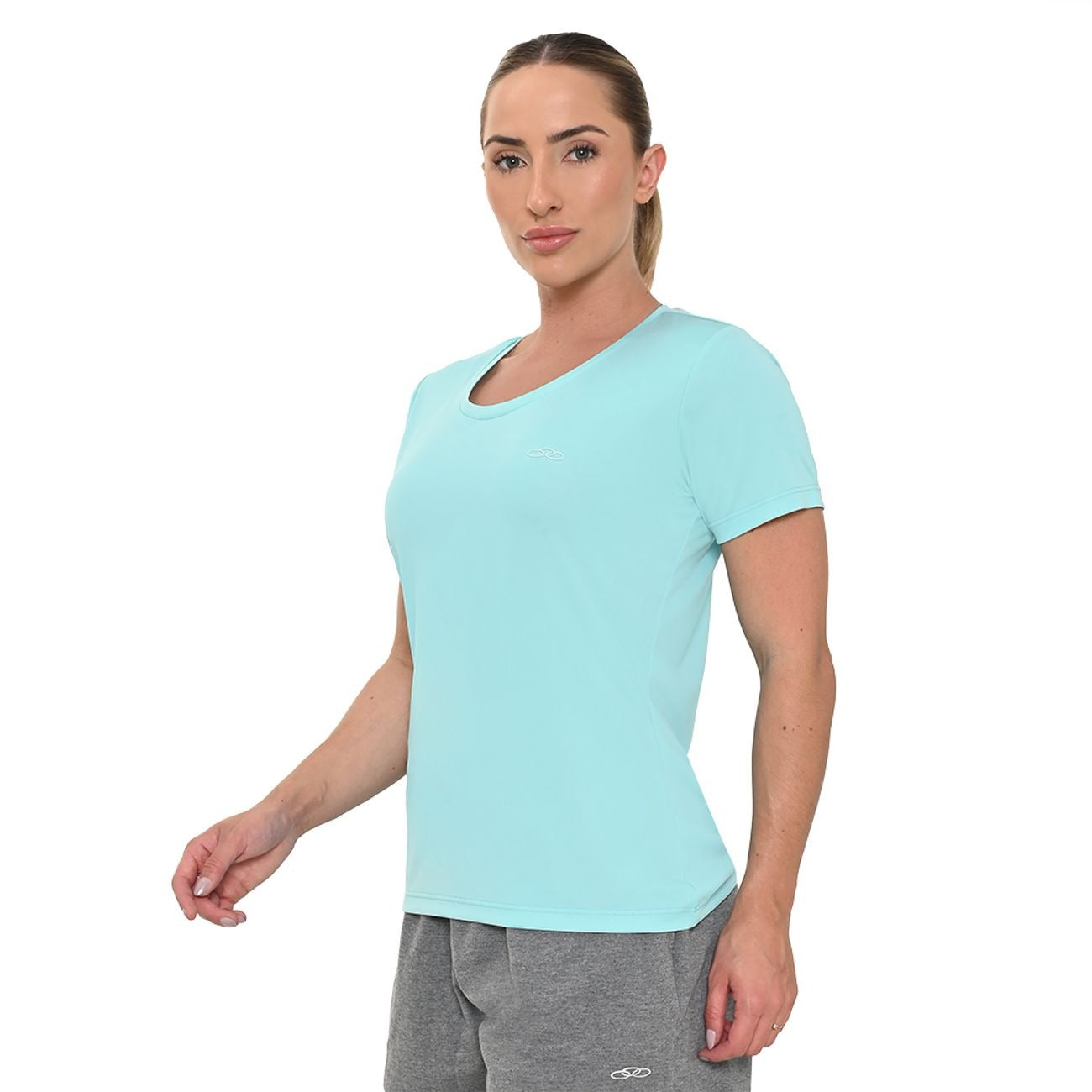 POLERA ESSENTIAL MANGA CORTA CELESTE MUJER