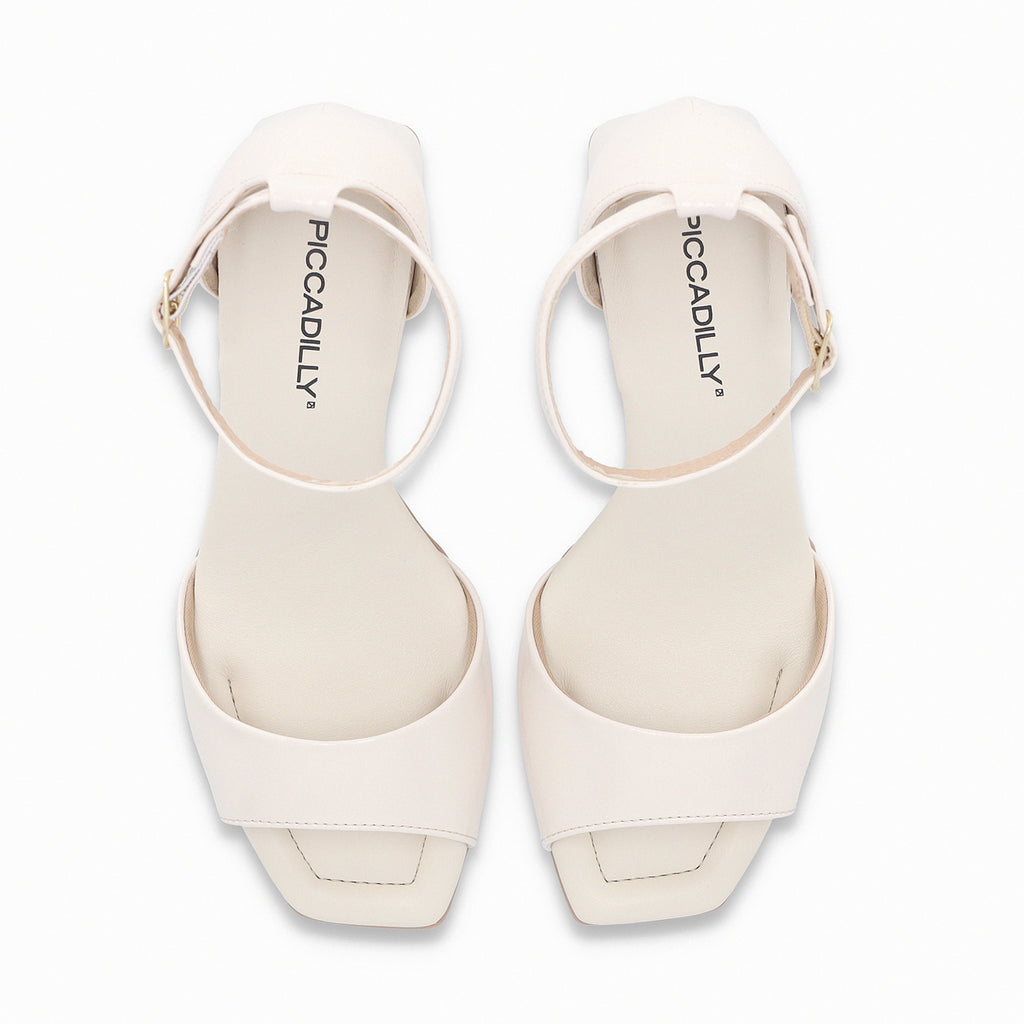 Sandalia Mujer Crema/Charol  Flavia Piccadilly