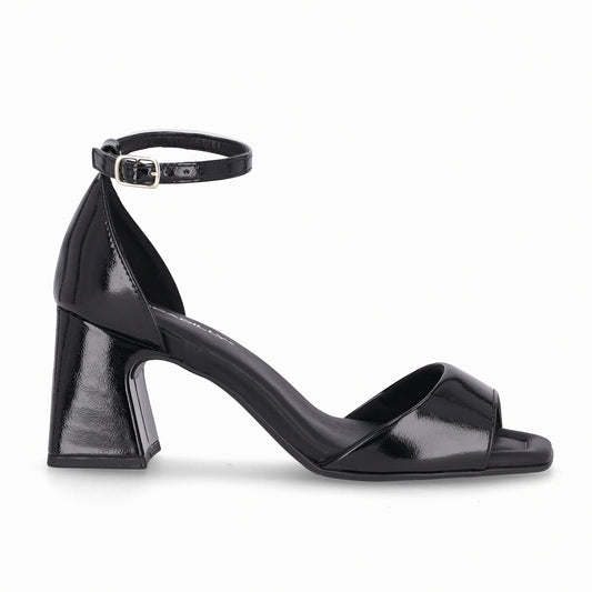 Sandalia Mujer Negro/Charol  Flavia Piccadilly