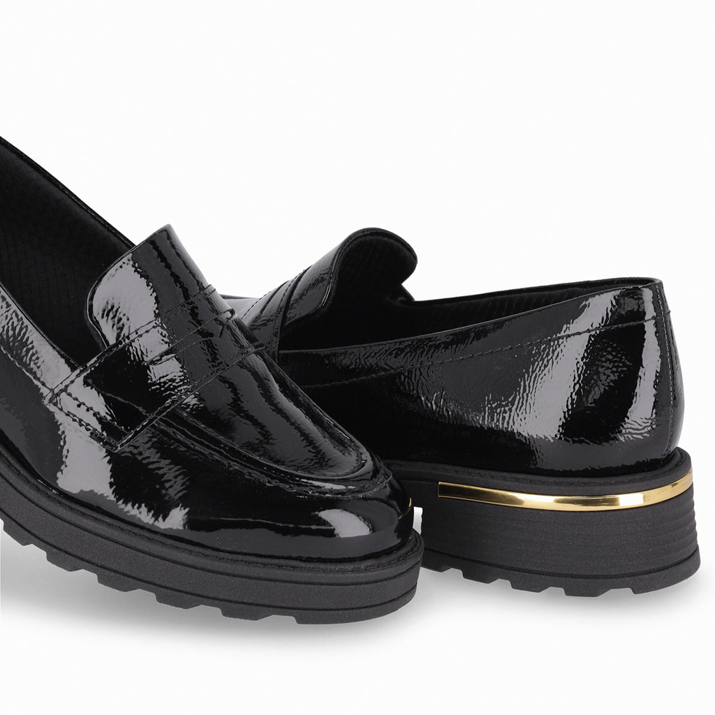 Mocasin Mujer Negro/Charol Gisa 02 Piccadilly