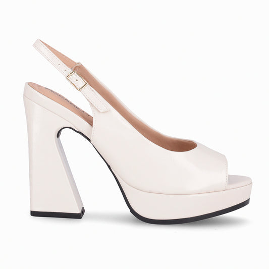 Sandalia Mujer Crema Cristine Piccadilly