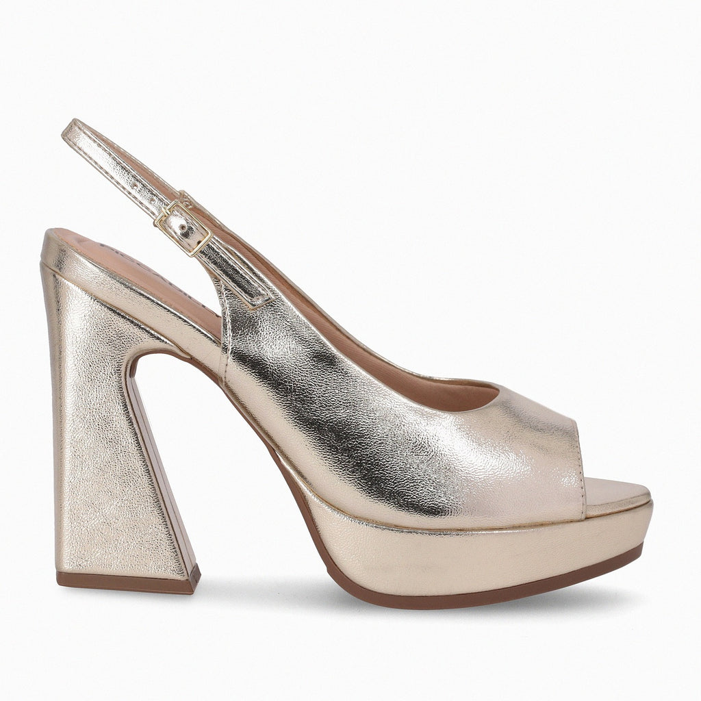 Sandalia Mujer Dorado Cristine 315  Piccadilly