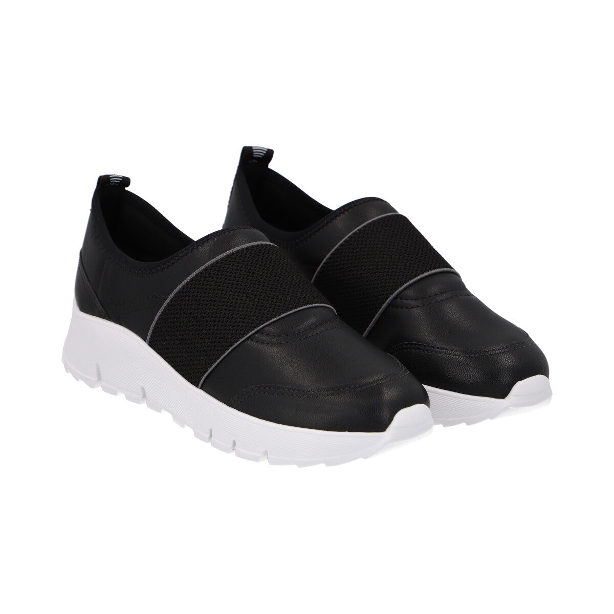 Zapatilla Urbana Mujer Negro Sosi 50 Piccadilly