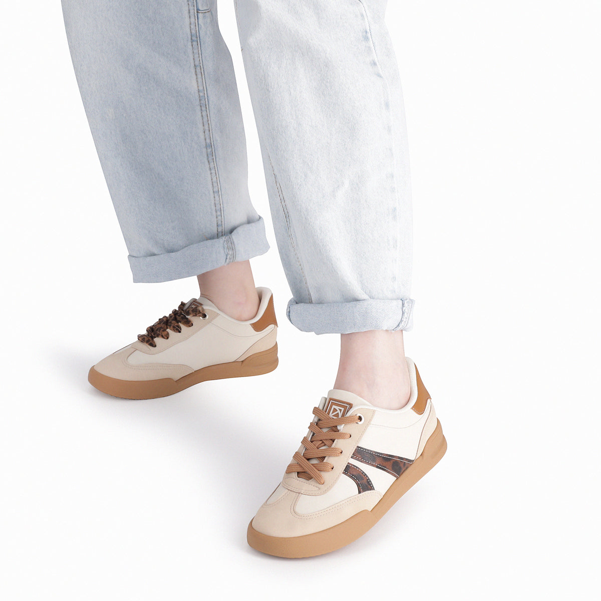 Zapatilla Mujer Beige/Animal Print Caroline Piccadilly