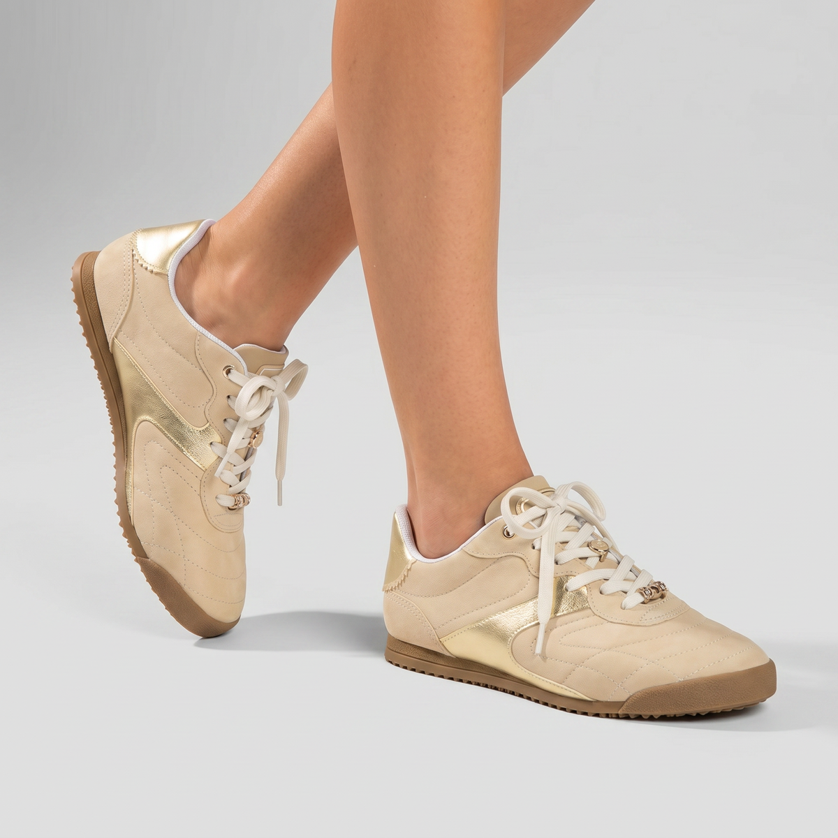 Zapatilla Mujer Vainilla/Dorado Kelly Piccadilly