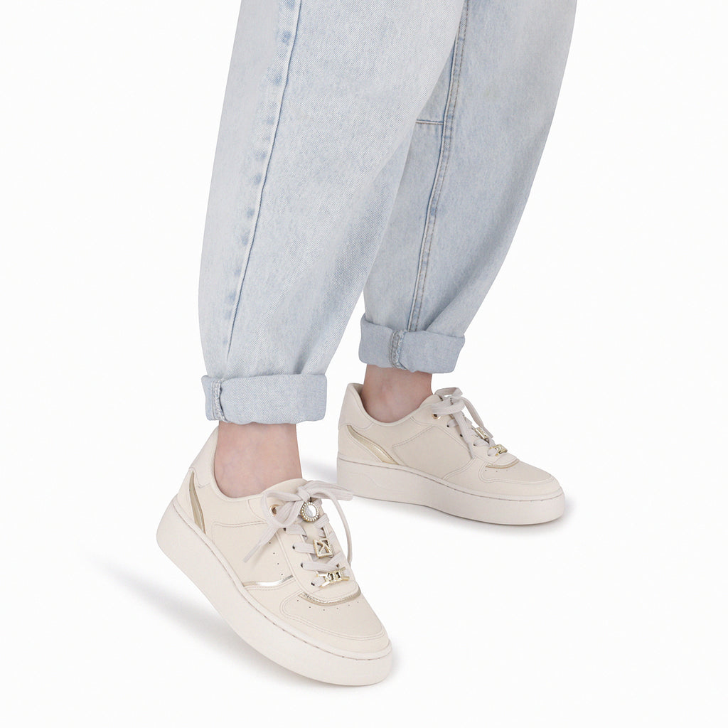 Zapatilla Mujer Beige/Dorado Beatriz Piccadilly