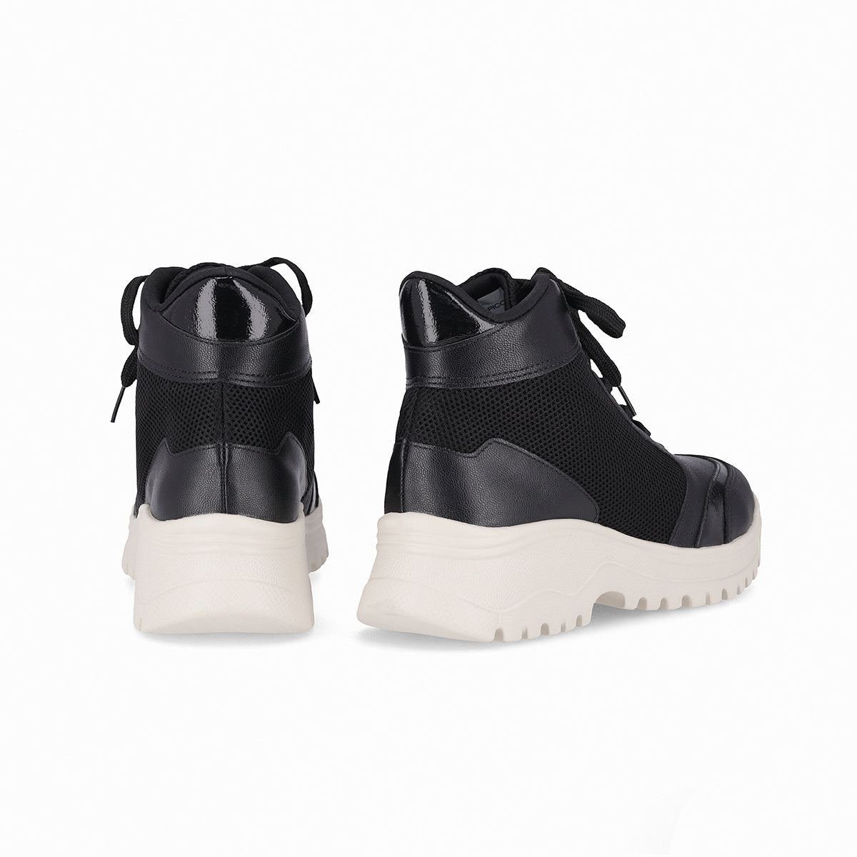 Zapatilla Urbana Mujer Negro Lana Piccadilly