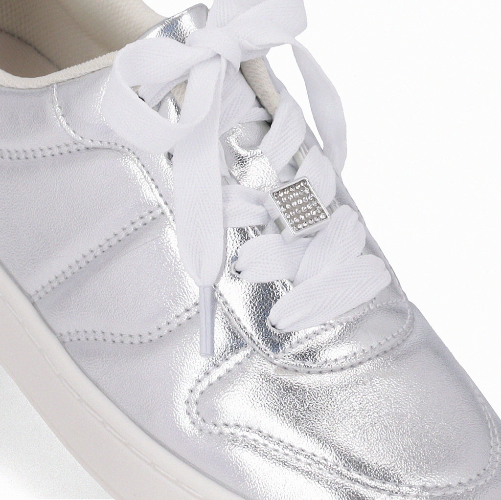 Zapatilla Mujer Plata  Beta Piccadilly