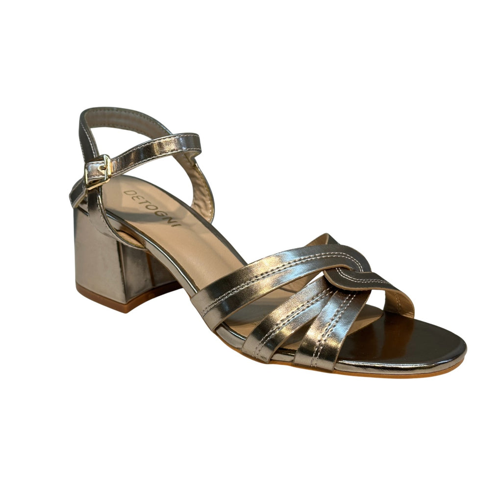 Sandalia Mujer Dorado Tania Detogni