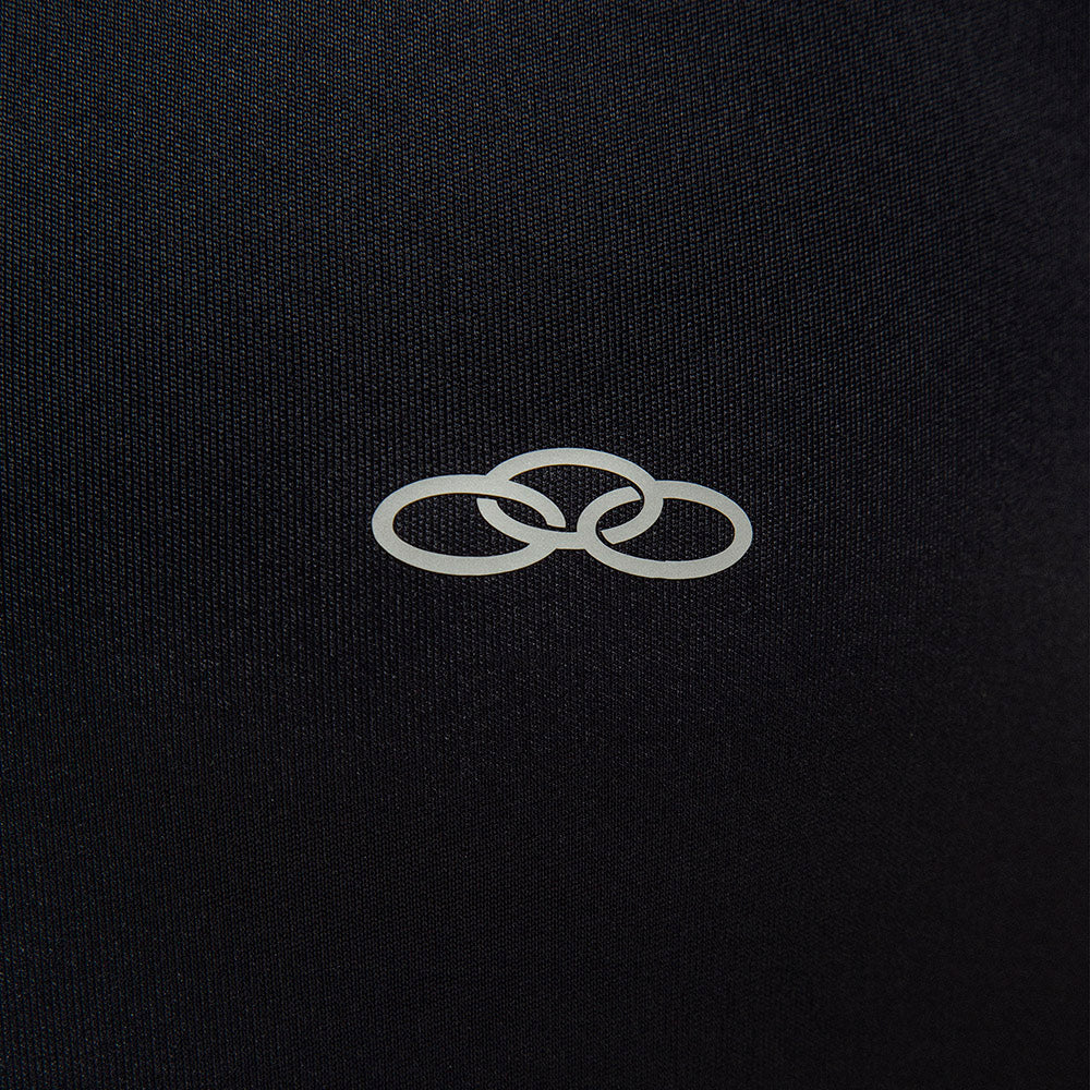 POLERA ESSENTIAL MANGA LARGA NEGRA HOMBRE