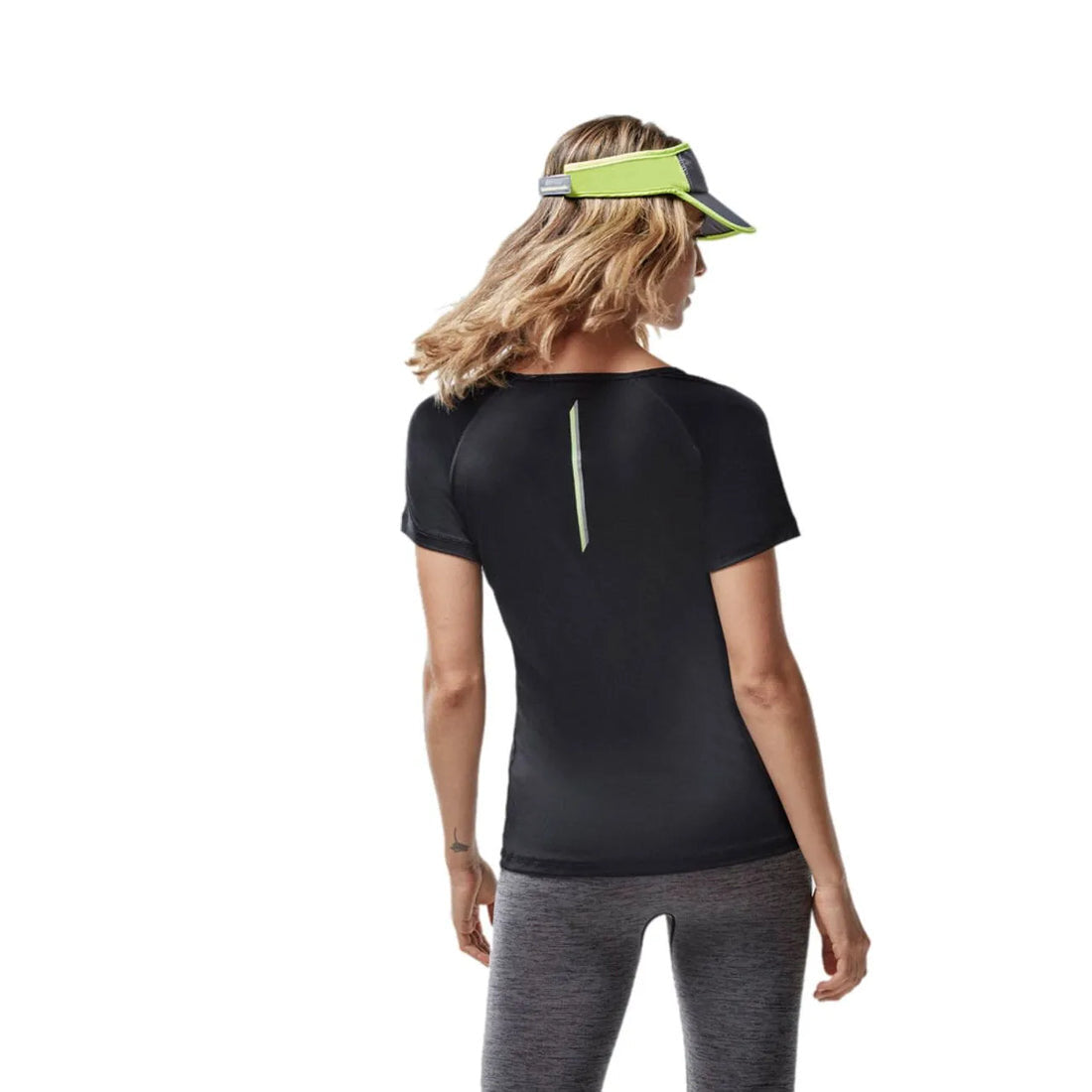 POLERA MUJER RUNNER 06 NEGRA