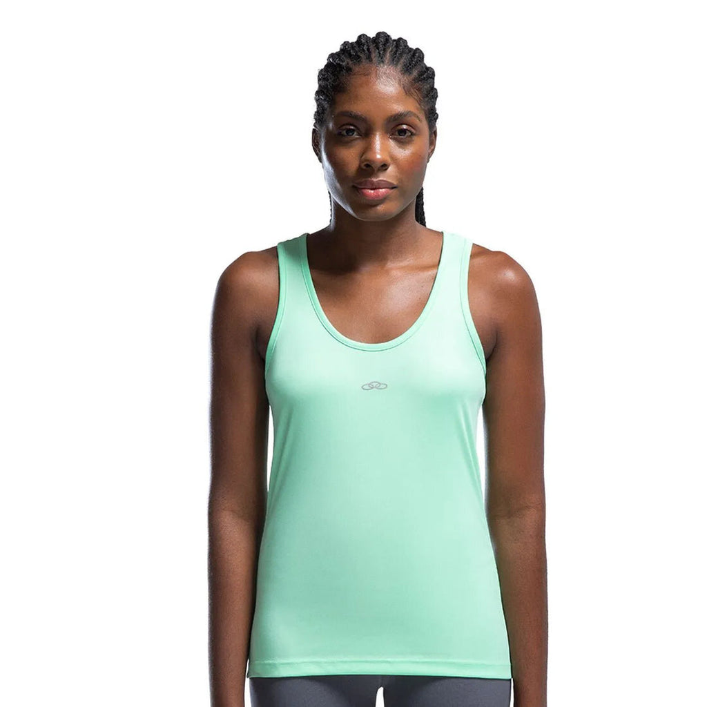 POLERA ESSENTIAL SIN MANGAS CELESTE MUJER